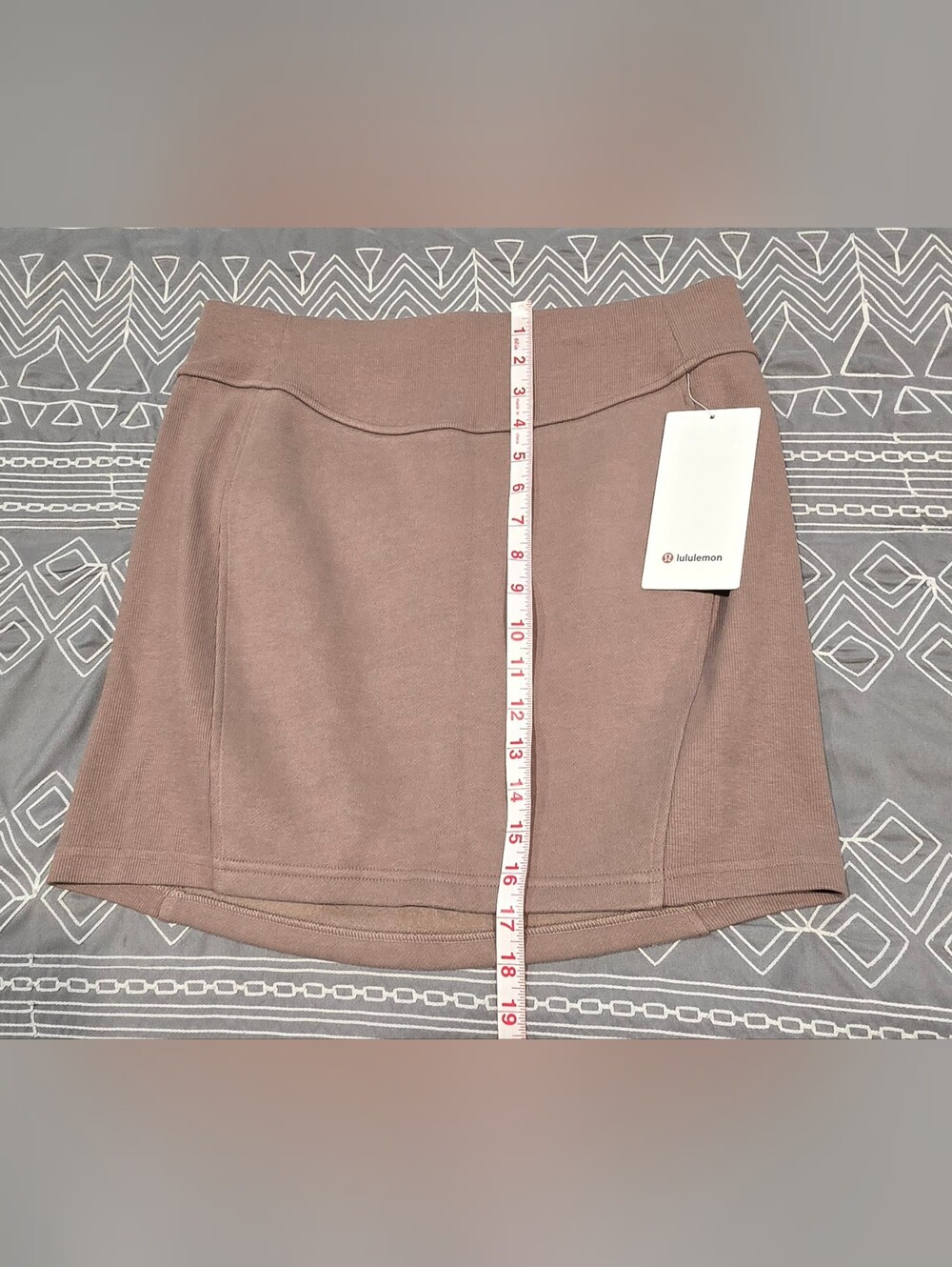 Lululemon Scuba HR Mini Skirt Size Large NWT - Picture 3 of 7